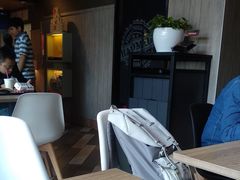-肯德基(湾畔店)