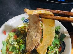 带皮牛肉-星鸿社重庆老火锅
