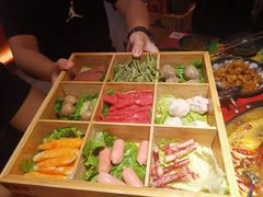 -谭鸭血老火锅(万象九宜城店)