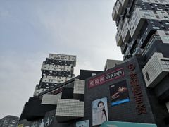 -资和信百货商场