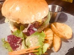 牛肉汉堡-404干式熟成牛排馆•聚会餐厅