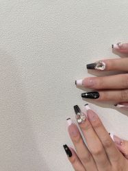 -NEW LOOK-绿麓 · 美甲美睫脱毛工作室