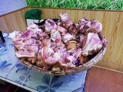 -渝之汇牛肉豌杂面