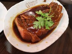 卤扣肉-松發肉骨茶(先得坊店)