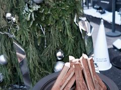 -W COLLECTIVE  DESSERT SHOP