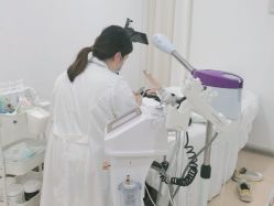 -凡碧诗毛孔清洁收细