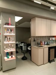 -Z.X HAIR SALON张新美业