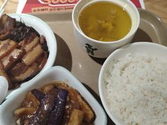 -老乡鸡(融科天地店)