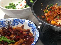 -味上湘菜馆(河马店)