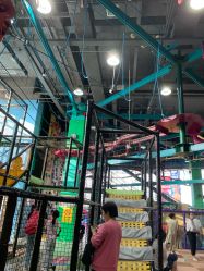 -欧酷世界动力星球(王府井奥莱UP TOWN店)