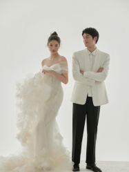 -至臻微拉婚纱摄影