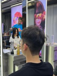 -藤野造型烫发染发