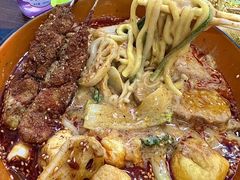 -嘎嘎香·大茶缸麻辣烫