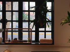 靠窗位-一尺花园(安和花园店)