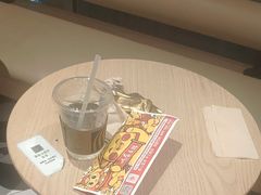 -星巴克臻选(莘庄仲盛店)