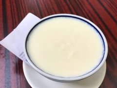 香滑凤凰奶-周大娘牛乳(旧寨古村总店)