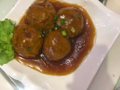 -亚丁湾海鲜大酒店(万泉嘉苑店)