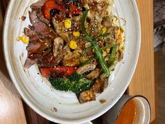 -POKEE VIA&Brunch·维娅(重庆来福士店)