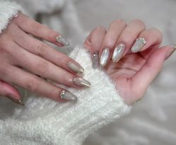 -UMl Nail 尤米美甲美睫半永久