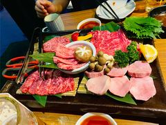 -炼火烤肉店