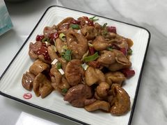 -黑皮酸菜鱼(三山街店)