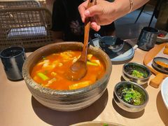 酸汤鱼-山石榴·贵州菜(丰盛里店)