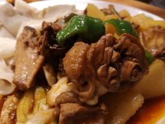 沙湾大盘鸡-塔哈尔·新疆盛宴(城西银泰店)