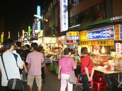 -六合夜市
