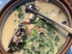 -姜君·千岛湖鱼头馆(浦东大道店)