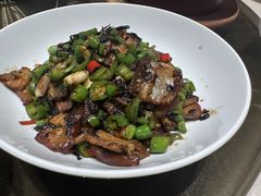 -楚山晓·湖北菜(武汉光谷K11店)