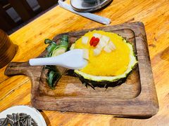 -老滇山寨•云南特色菜•地方菜•民族风情歌舞表演(金碧店)