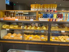 面包甜点陈列柜-BreadTalk面包新语·烘焙蛋糕(海珠丽影广场店)