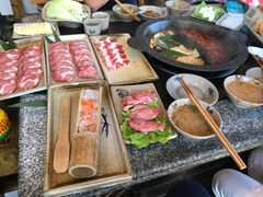 -疯狂的筷子老灶九宫格火锅