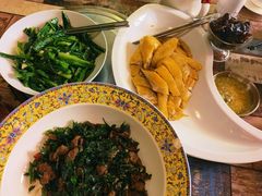 -食德喜·阳山鸡王食研基地