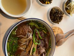 -镇南锅盖面馆(解放路店)