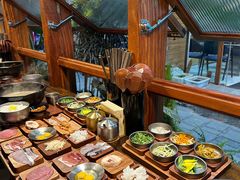 -银米·云南传统过桥米线(双廊黑金冠店)