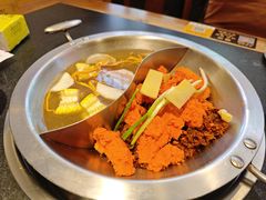 -沸炉重庆老火锅(军事博物馆店)