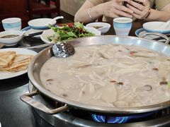 -老来福·非遗酸汤兔(凯旋路店)