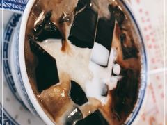 -广信牛奶甜品世家(台东店)