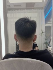 -PE SALON