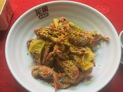 -龙巢盱眙龙虾·牛蛙·烧烤宵夜(八卦岭店)