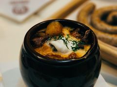 罐焖牛肉-老井俄式餐厅