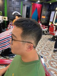 -豪帅男士理容馆