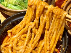-有红鸡毛店·砂锅菜(抚琴夜市店)