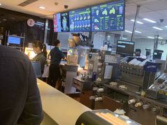 -麦当劳(海岸城店)