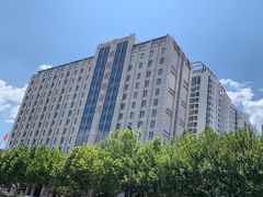 -锦龙国际酒店(天津奥体中心华苑地铁站店)