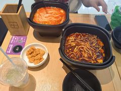 -阿香米线(凯德广场.1818店)