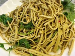 凉拌豆腐丝-虎虎龙虾•9年湖北匠(双井店)