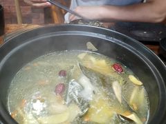 -陆记牛庄·碳锅龙虾烧烤(爱上花园店)