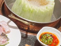 -得意咚瓜·顺德鱼生·冬瓜火锅(深圳首店)